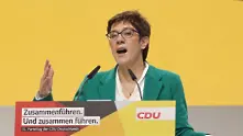 Подкрепата за германските консерватори се увеличи след избора на наследник на Меркел