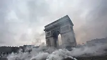 Събота в Париж: Погроми и сблъсъци между Жълтите жилетки и полицията