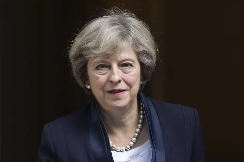 Тереза Мей отложи гласуването на споразумението за Брекзит в британския парламент