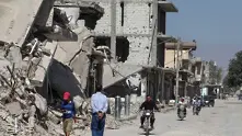 Близо 2000 души бяха евакуирани от последния район под контрола на Ислямска държава в Източна Сирия