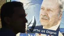 Алжир празнува оттеглянето на президента Бутефлика от пети мандат