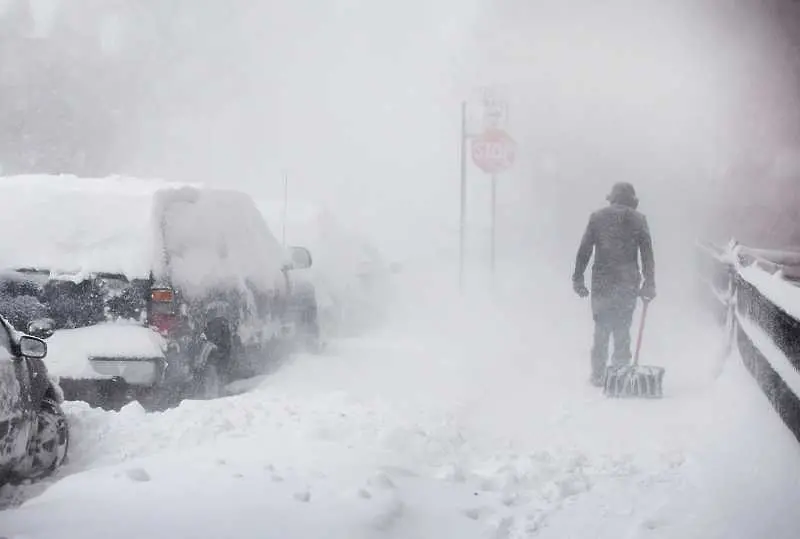 Силна зимна буря засегна сериозно 25 американски щата