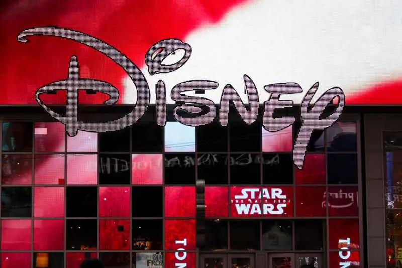 Мегасделка: Disney придоби развлекателния бизнес на Fox за 71 млрд. долара