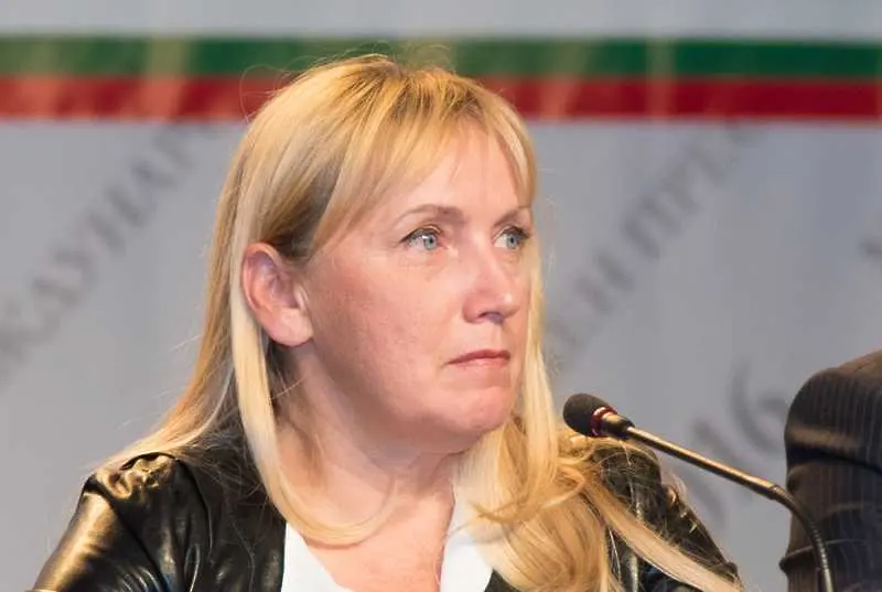 Елена Йончева осъди Бойко Борисов. Съдът наложи глоба от 5000 лв. на премиера