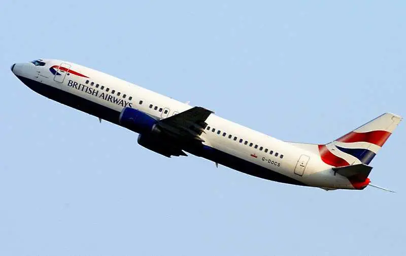 Полет на British Airways смени по погрешка направлението си