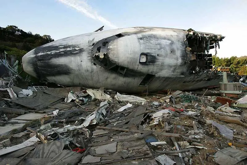 Четирима българи са загинали при самолетната катастрофа в Македония