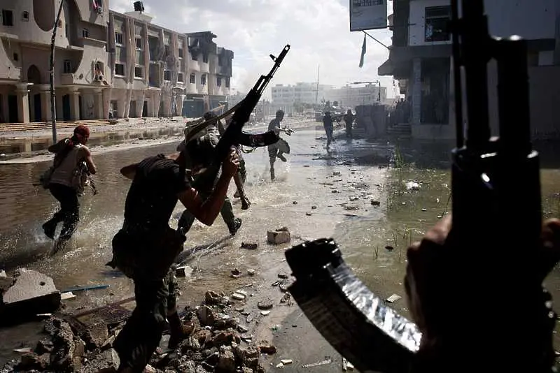 Расте броят на загиналите при боевете в либийската столица Триполи
