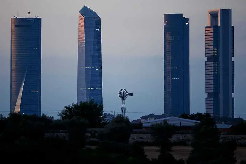 Задържаха българин за фалшивата бомбена заплаха срещу небостъргач в Мадрид