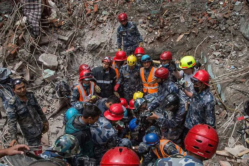 Най-малко трима загинали при тежка авиокатастрофа в Непал
