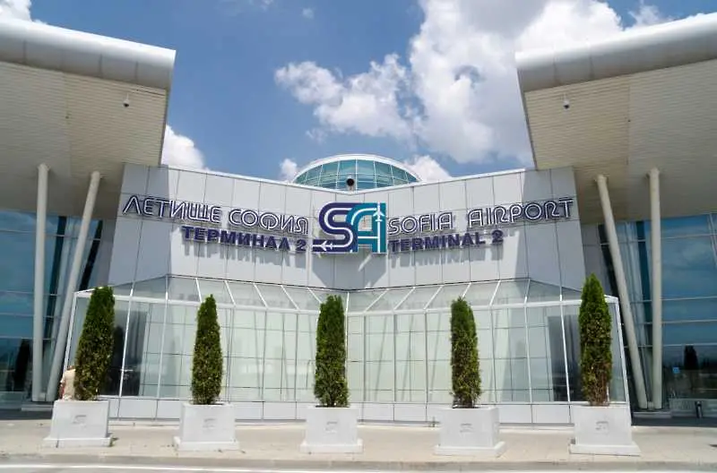 Летище София ще се сдобие с още една писта и трети терминал