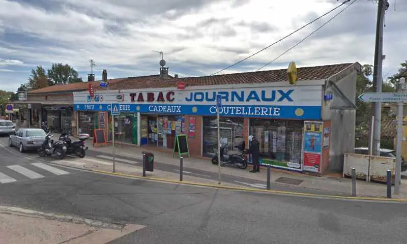 Четири жени са държани като заложнички от младеж в магазин край Тулуза
