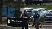 Един убит и седем ранени след стрелба в училище в САЩ
