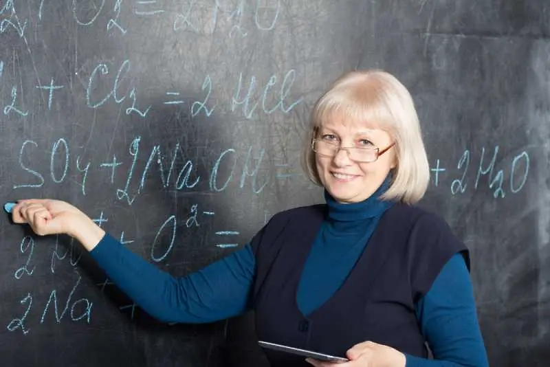 Профилът на българския учител: Най-често жена, над 55 години