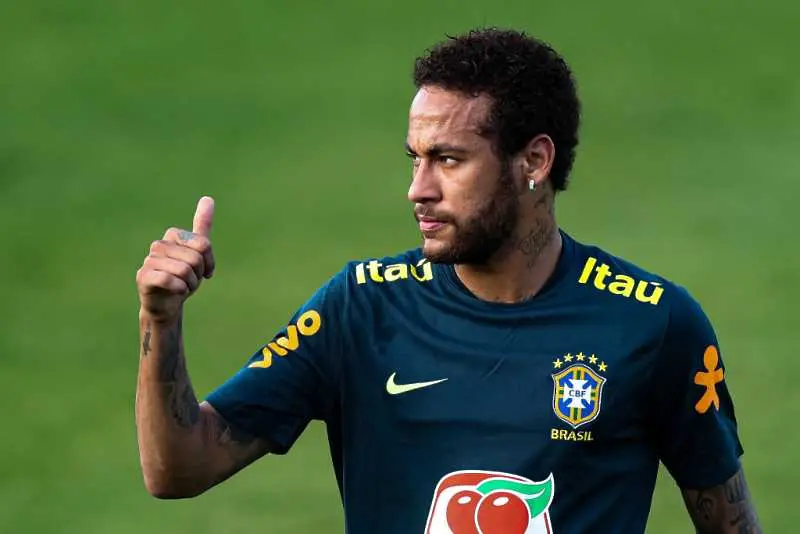 Обвиниха бразилската футболна звезда Неймар в изнасилване