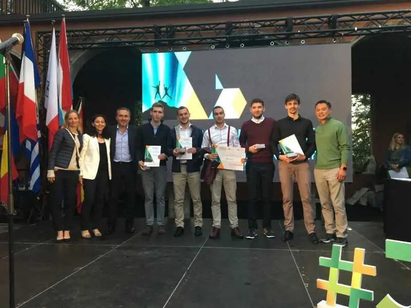 Българският студентски стартъп Bevine с награда за иновация от европейското състезание на Джуниър Ачийвмънт