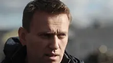 Навални пак на протест и пак арест