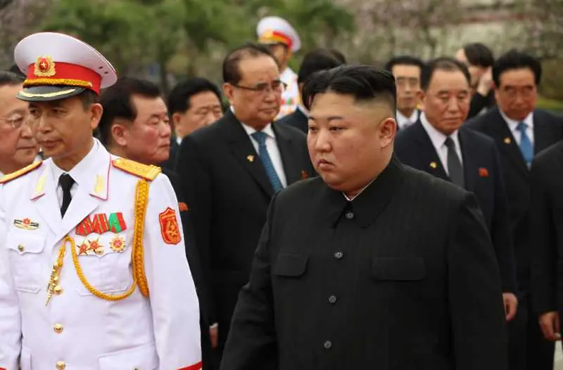 Ким Чен-ун промени титлата си в нова конституция