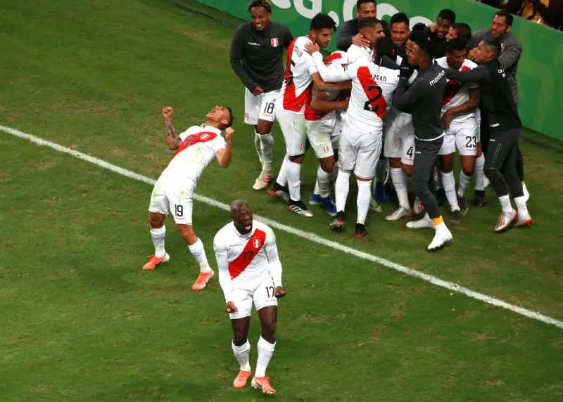 Копа Америка: Перу прегази Чили с 3:0 и си осигури финал с Бразилия