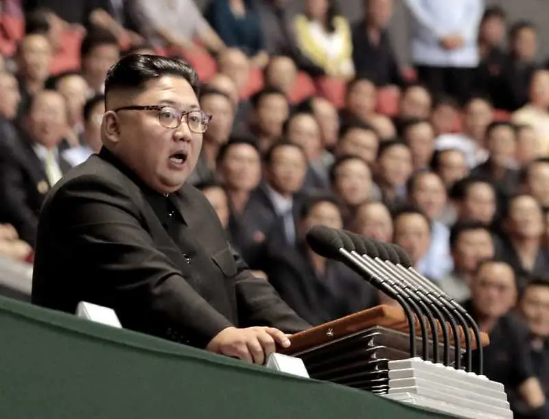 Северна Корея издига статута на Ким до държавник от глобален мащаб 