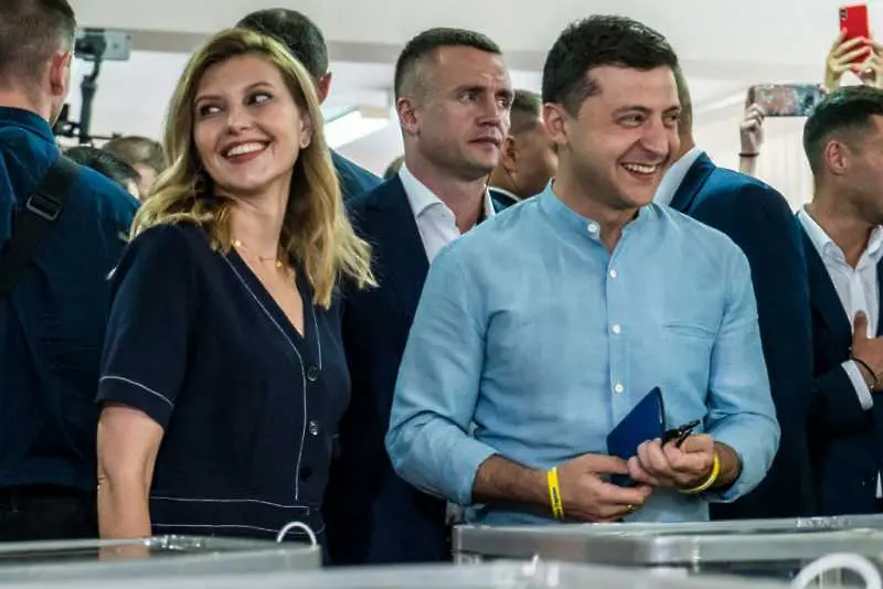 Екзит пол: Партията Слуга на народа на президента Зеленски печели парламентарните избори в Украйна