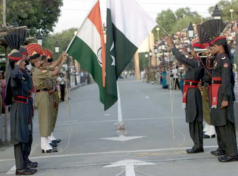 Индия отменя специалния статут на щата Джаму и Кашмир 