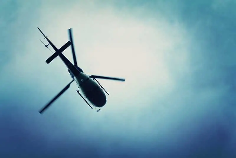 Военен хеликоптер озадачи плажуващи на Аспарухово