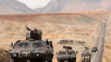 Турска бойна техника навлезе в Сирия