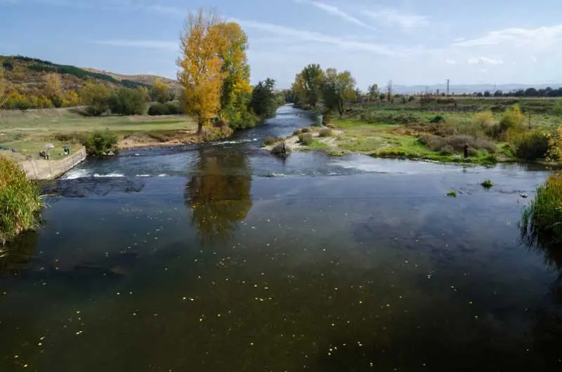 Авария в ТЕЦ-Перник замърси река Струма