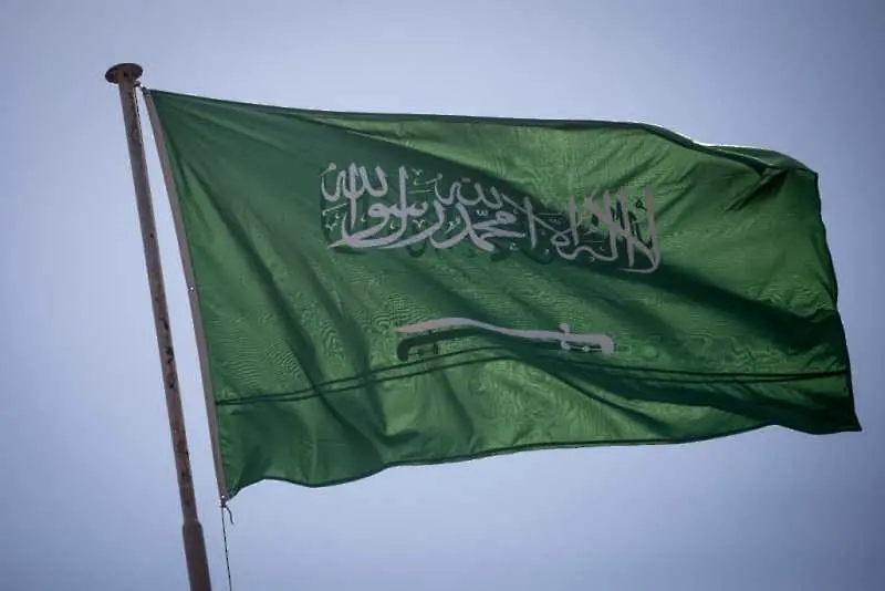  Саудитска Арабия: Ще възстановим производството си на петрол до края на септември