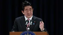 Масови оставки в японското правителство. Абе назначава 13 нови министри 