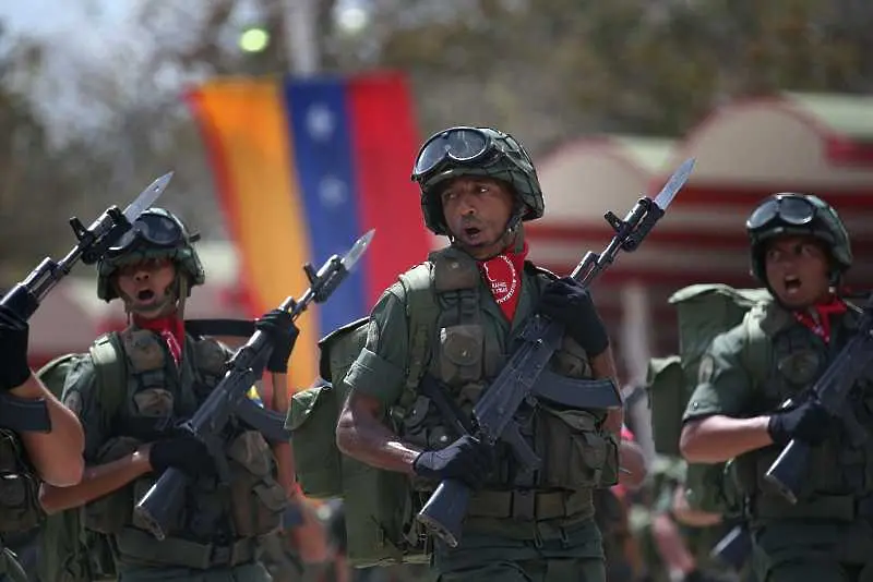 Венецуела и Колумбия се готвят за война