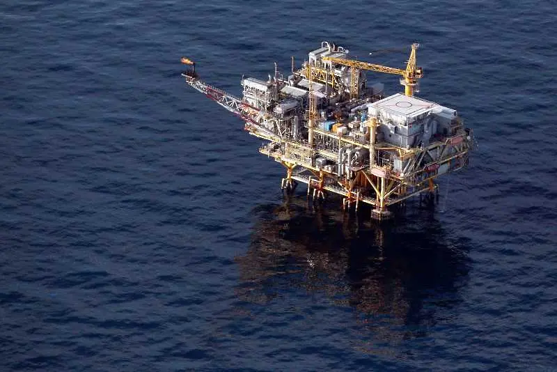 Норвежкият суверенен фонд се отказва от нови инвестиции в петрол и газ 