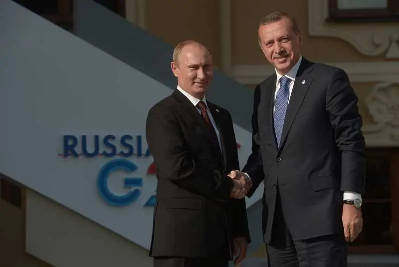 Путин и Ердоган ще обсъдят днес в Сочи турската операция в Сирия