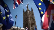 Британските депутати подкрепиха предложението за предсрочни избори на 12 декември