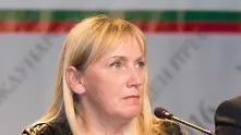 България поиска от ЕП да свали имунитета на Елена Йончева