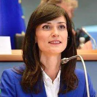 Мария Габриел номинирана за зам.-председател на ЕНП