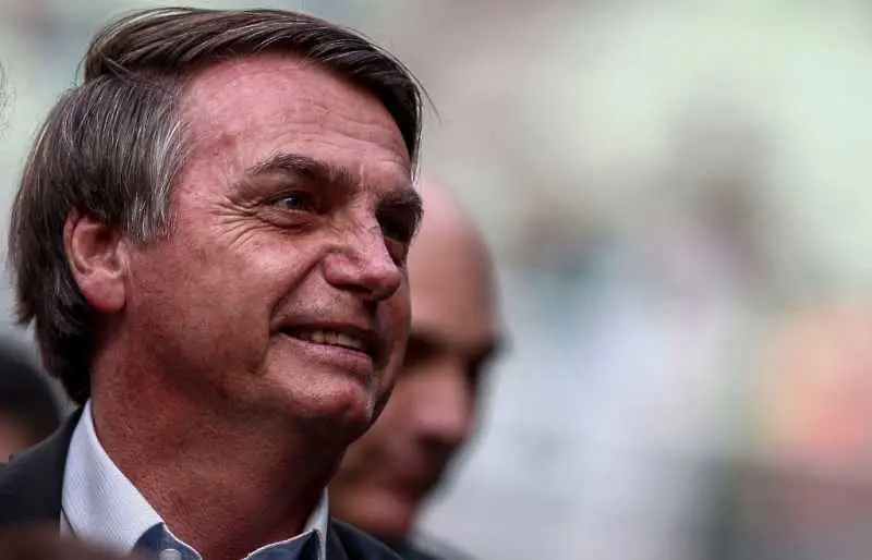 Президентът на Бразилия напусна партията си. Може да оглави нова