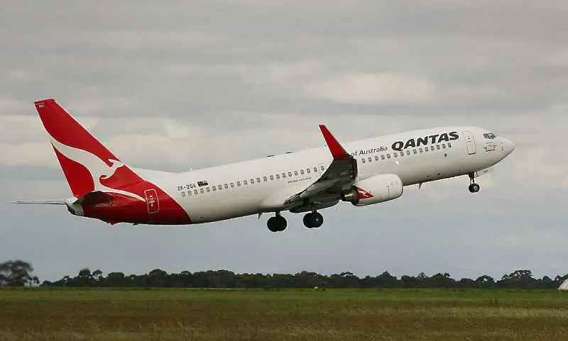 Qantas започна най-дългия непрекъснат полет в света