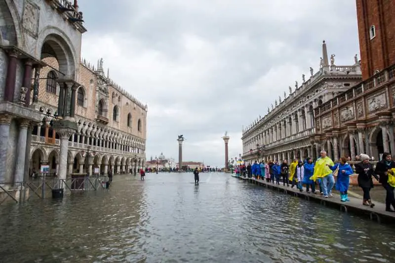 Нов пик на високи води очаква Венеция 