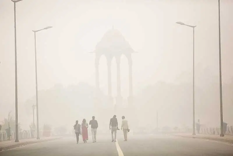 Извънредно положение в Делхи заради замърсяването на въздуха