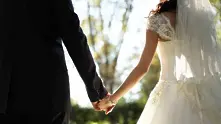 Пловдив въвежда електронно обслужване на младоженци