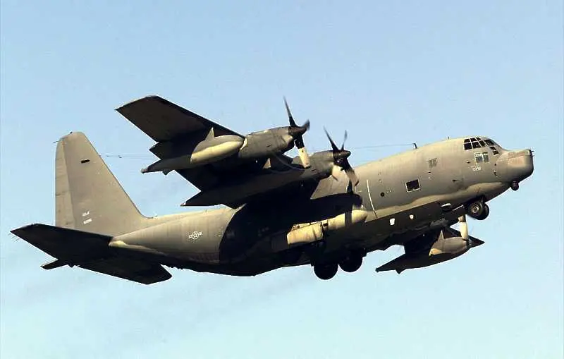 Чилийски военен самолет с 38 души на борда изчезна на път за Антарктида
