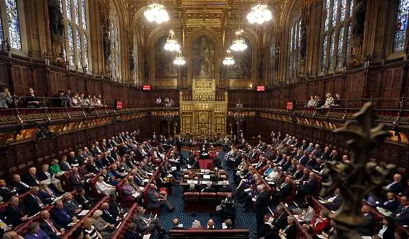 Рекорден брой жени в новия британски парламент