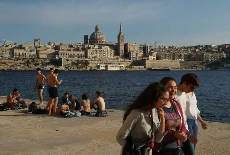 ЕК търси отговори от Малта за рисковете около „златните паспорти“