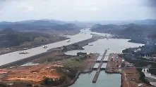 Панамският канал налага водни такси за преминаване