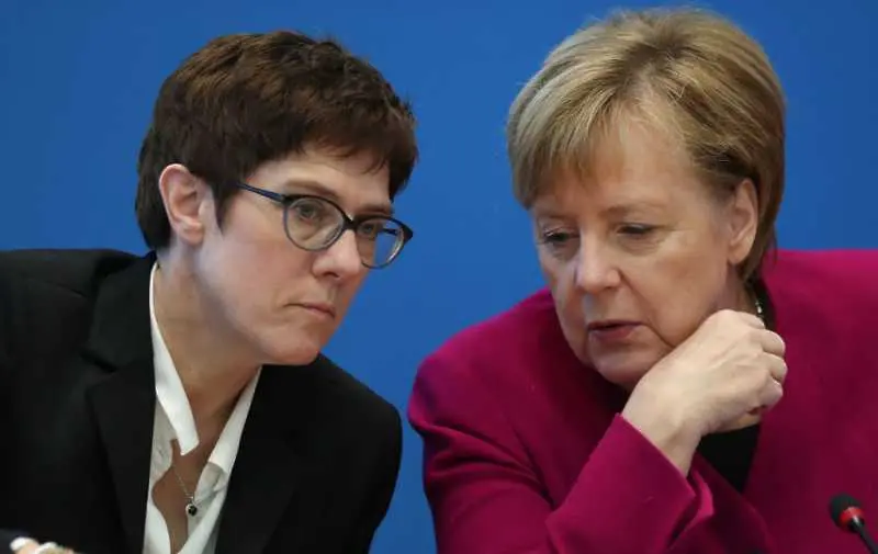 Анегрет Крамп-Каренбауер или изгубеният залог на мини Меркел
