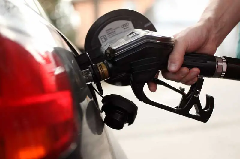 Парламентът прие на второ четене Закона за горивата