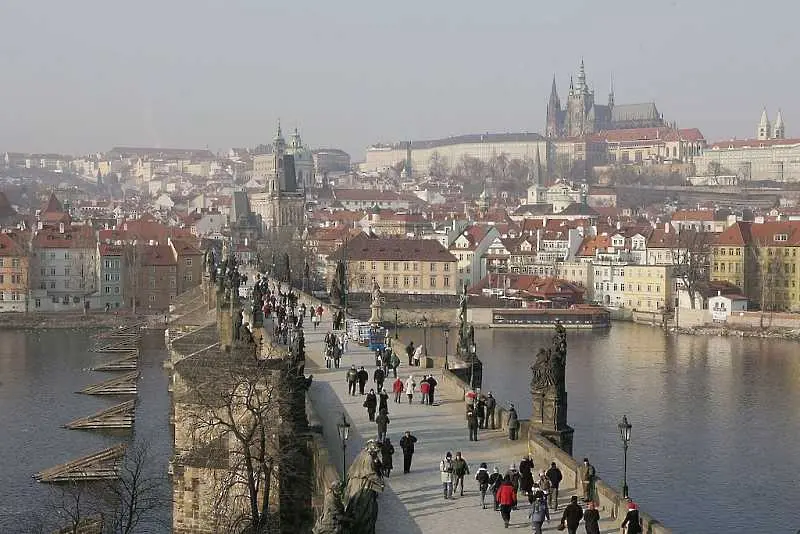 Прага смени името на площада пред руското посолство. Кръсти го на опозиционер