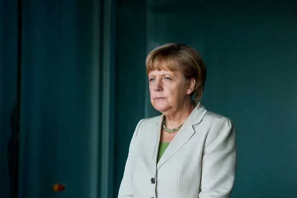 Първият тест на Меркел за коронавирус е отрицателен