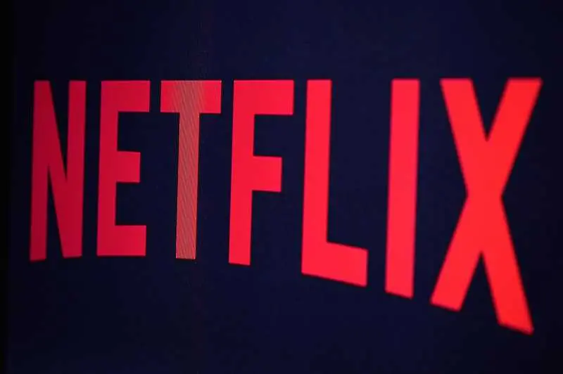 Netflix замразява снимането на продукциите си